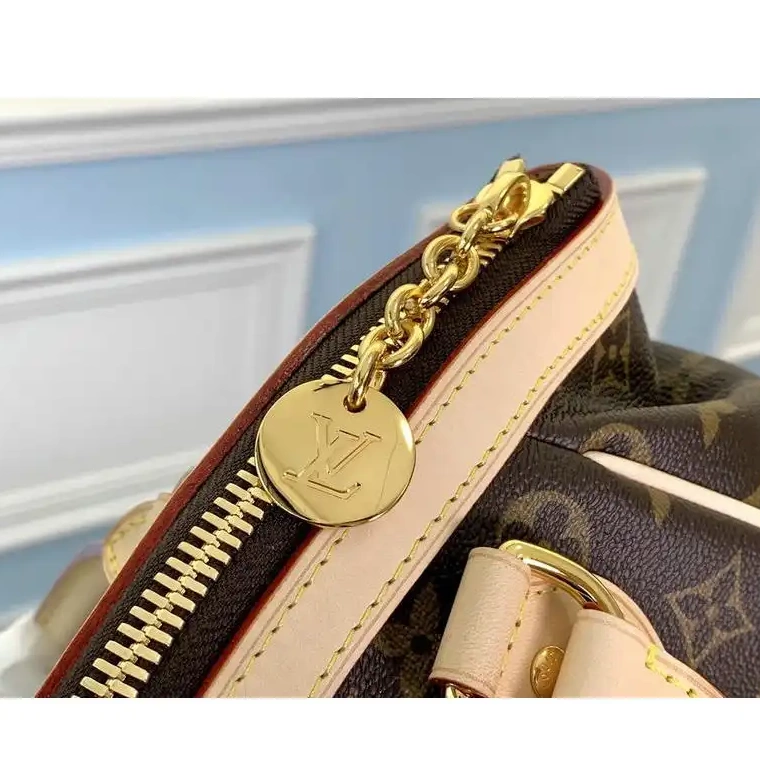 19T1L0212 LV Bags 0821